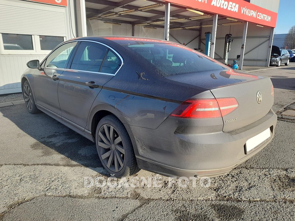 Volkswagen Passat 2.0 TDi R-Line