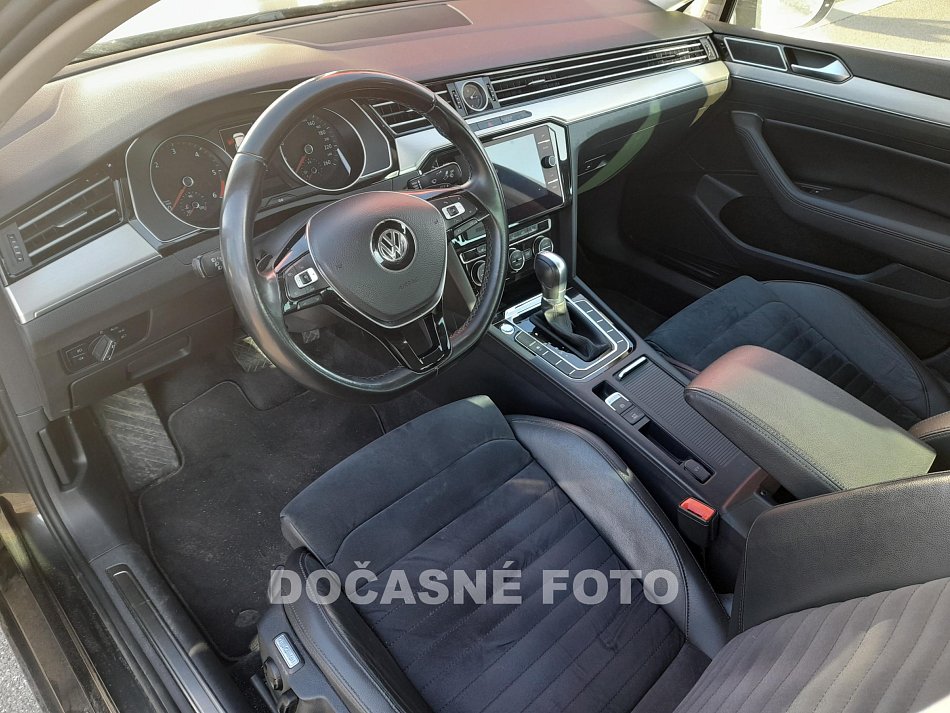 Volkswagen Passat 2.0 TDi R-Line