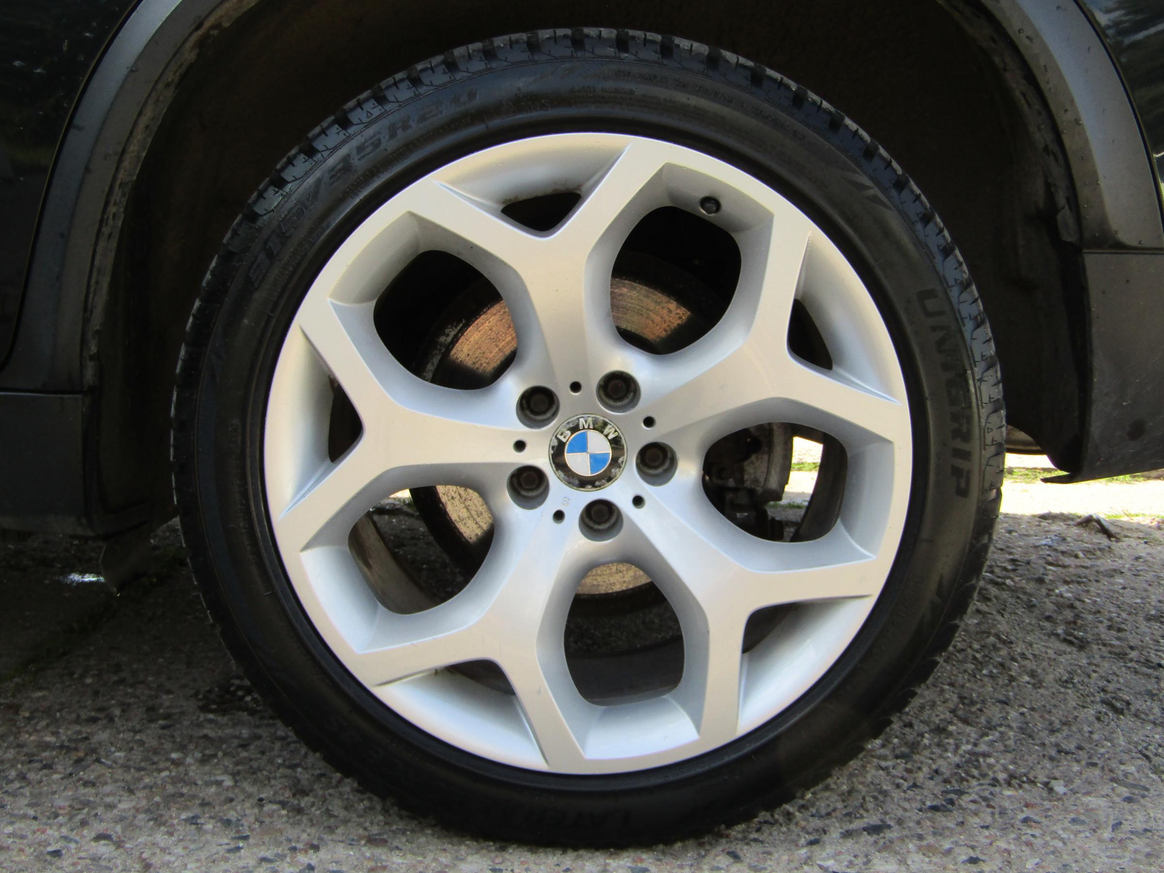 BMW X5, 2009 - pohled č. 24