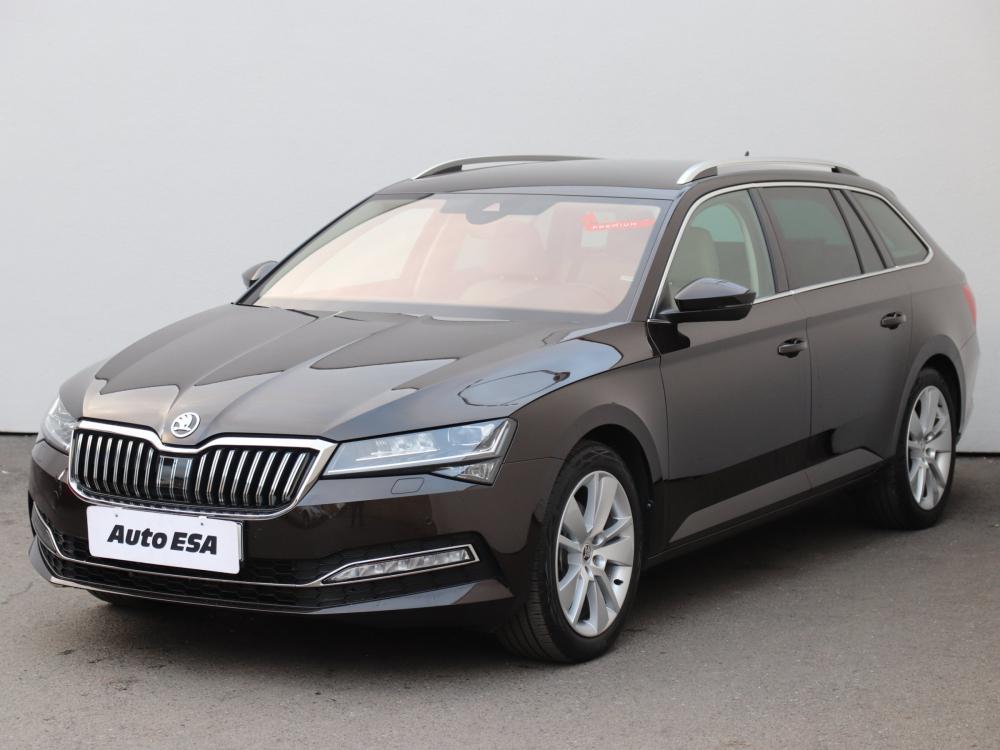 Škoda Superb III, 2021 - pohled č. 3