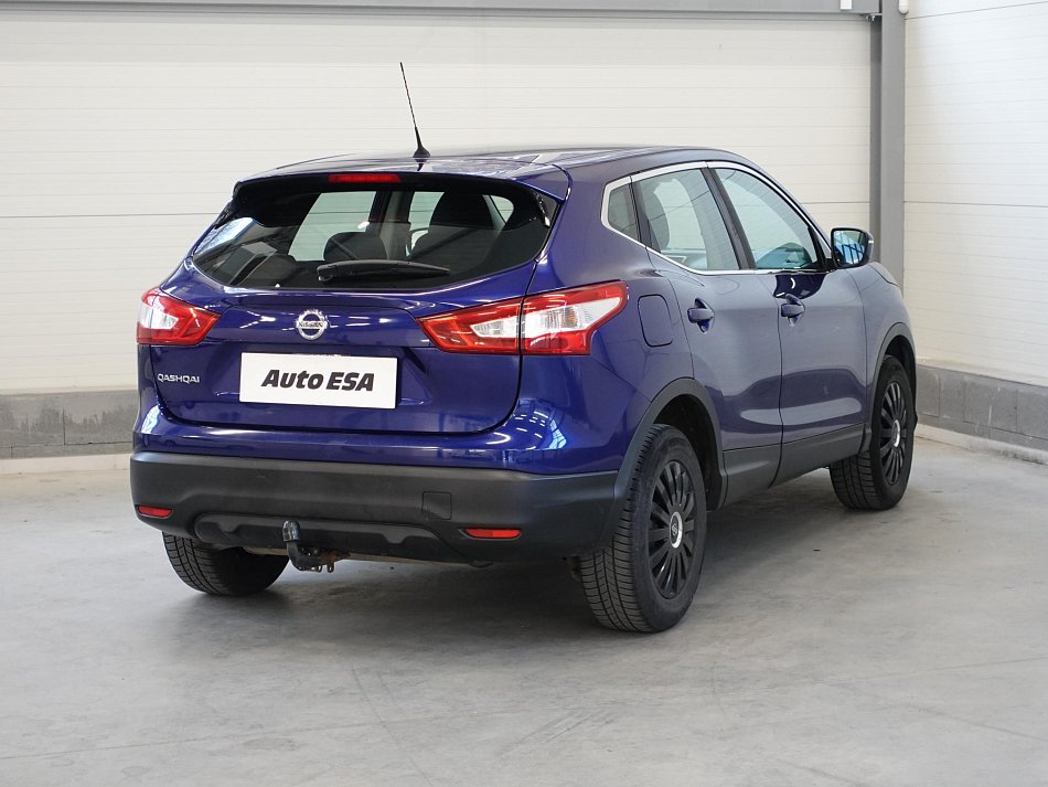 Nissan Qashqai 1.6i 