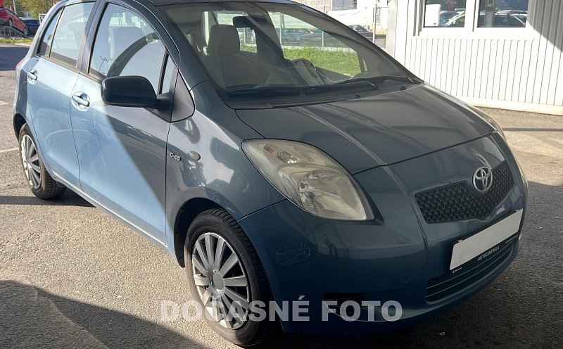 Toyota Yaris 1.0 i 