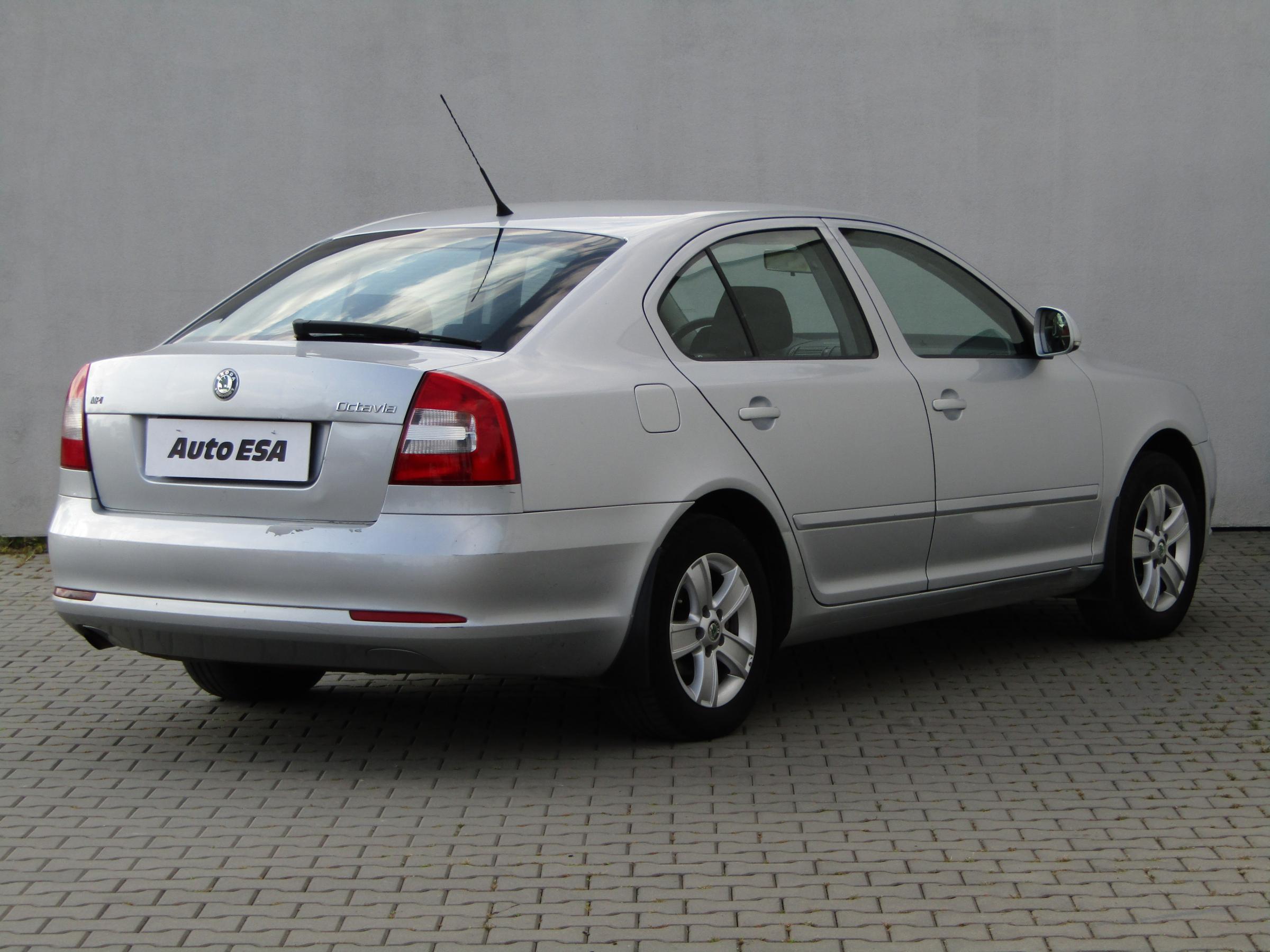 Škoda Octavia II, 2009 - pohled č. 4