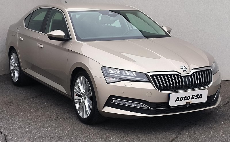 Škoda Superb III 2.0 TDi Ambiente 4x4