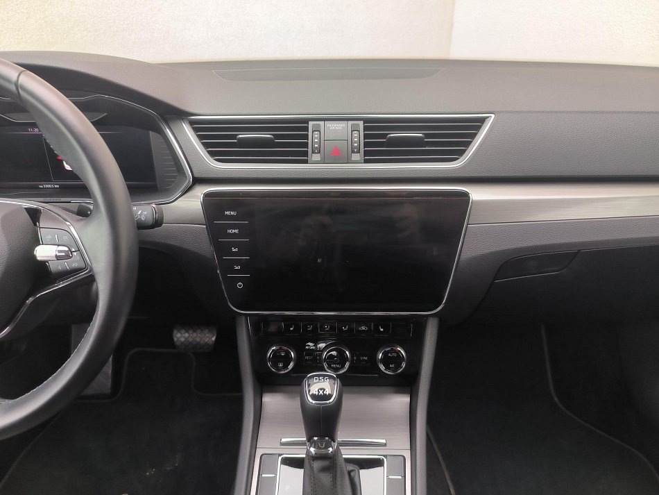 Škoda Superb III 2.0 TDi Ambiente 4x4