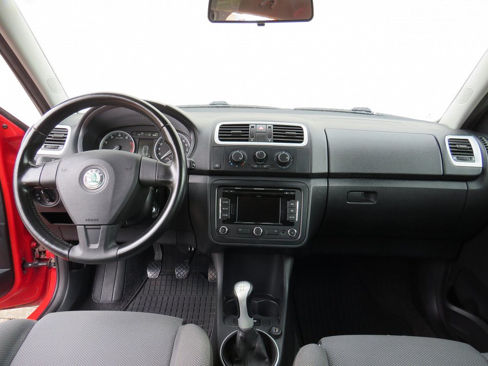 Škoda Fabia II 1.2HTP Sport