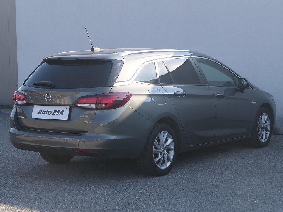 Opel Astra 1.6 CDTi 