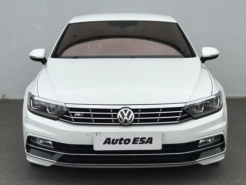 Volkswagen Passat 2.0TDi R-Line