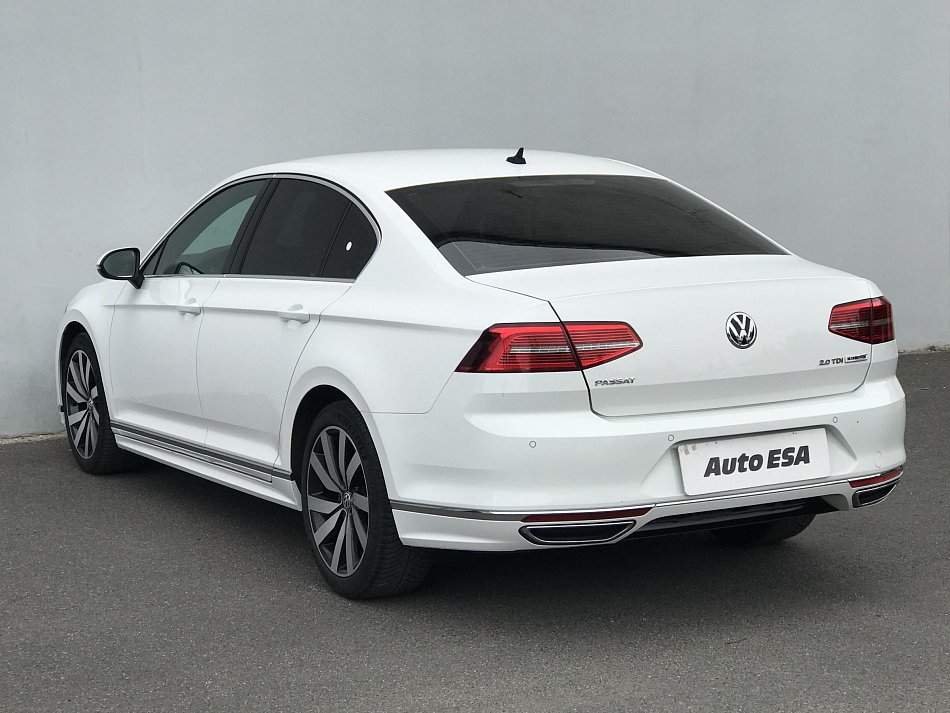 Volkswagen Passat 2.0TDi R-Line