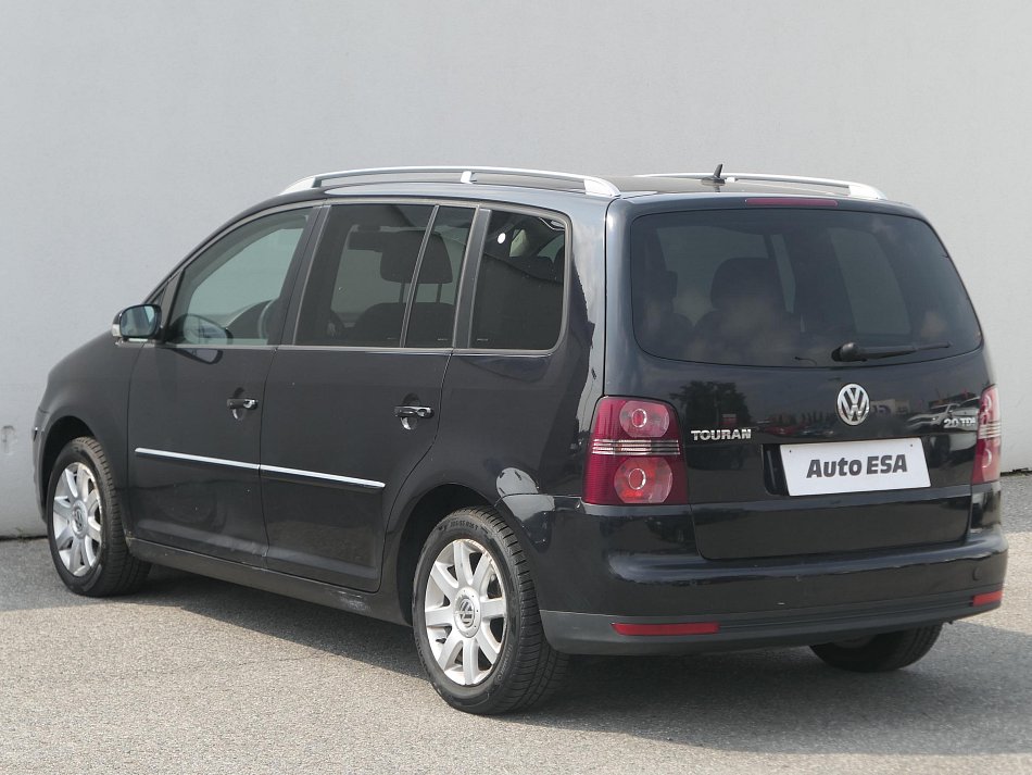 Volkswagen Touran 2.0TDi 