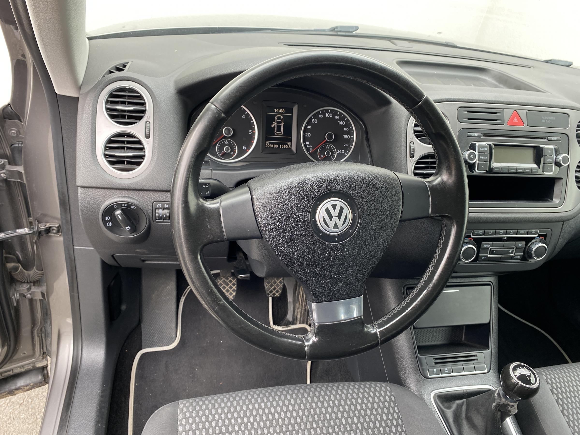 Volkswagen Tiguan, 2010 - pohled č. 14