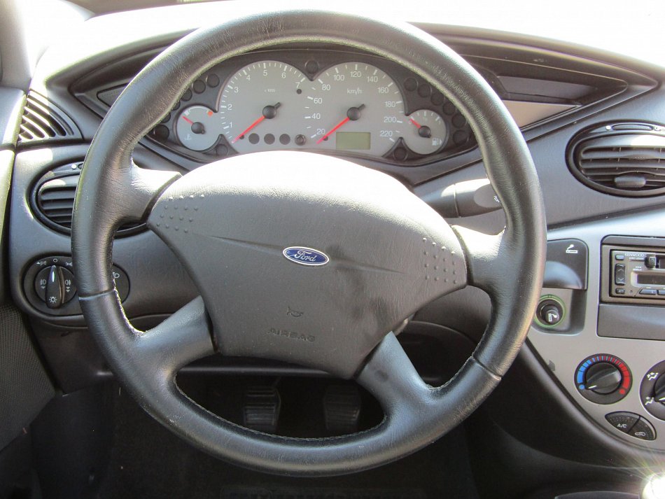 Ford Focus 1.6 16V 