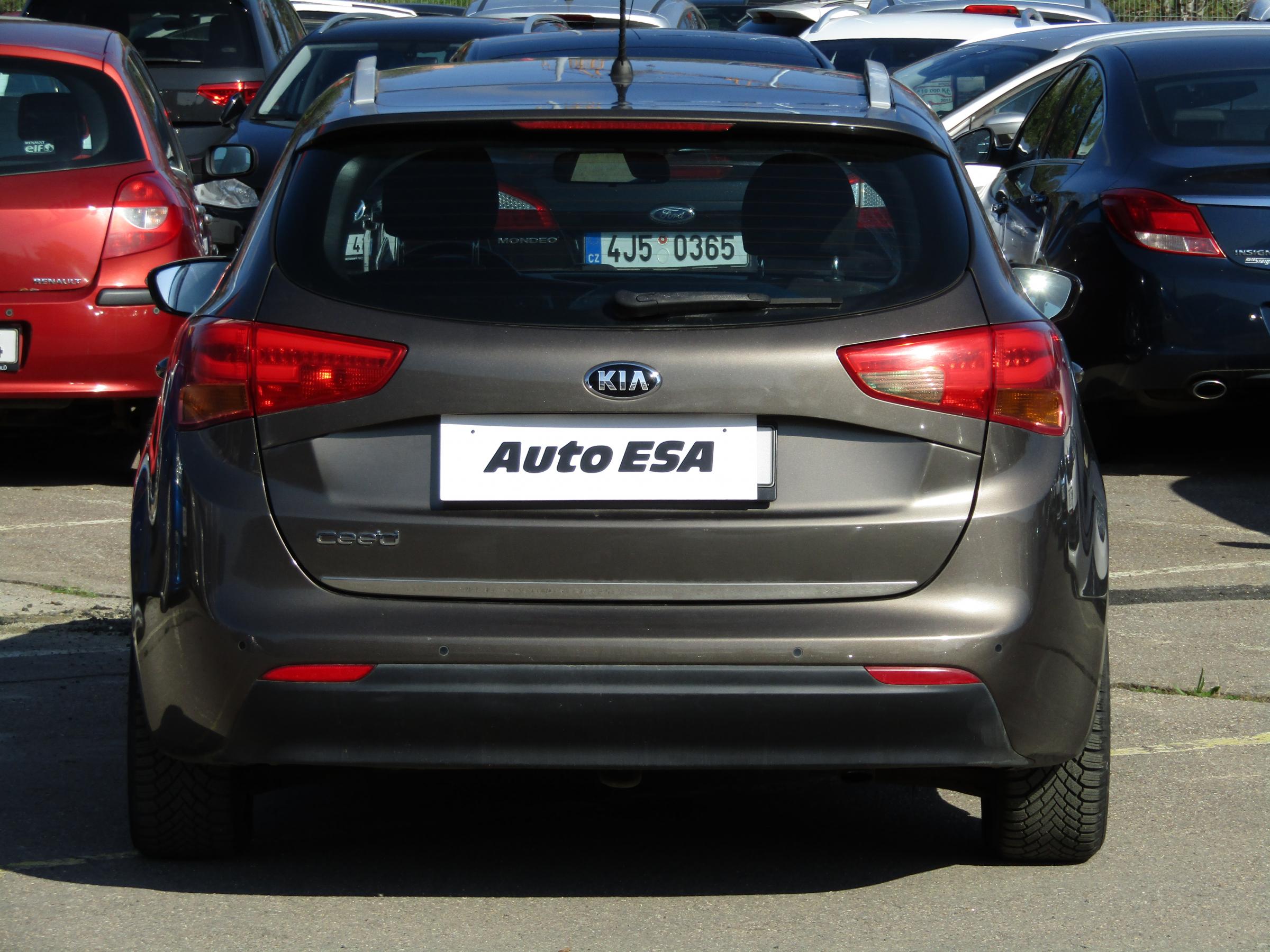 Kia Cee´d, 2013 - pohled č. 5