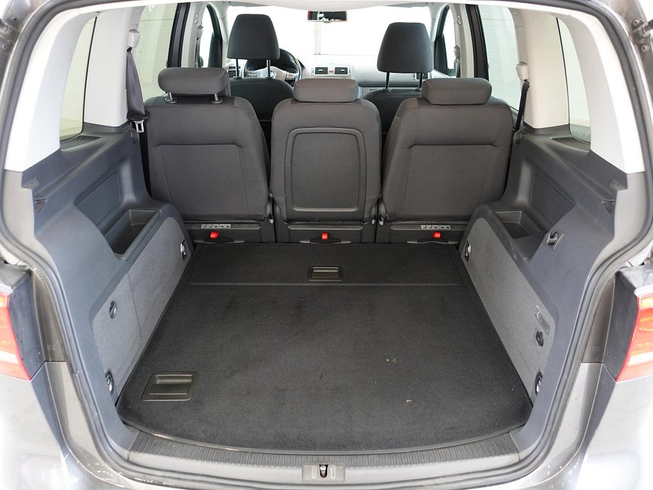 Volkswagen Touran 1.4TSI 