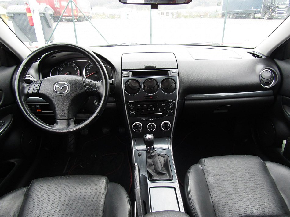 Mazda 6 2.2i 