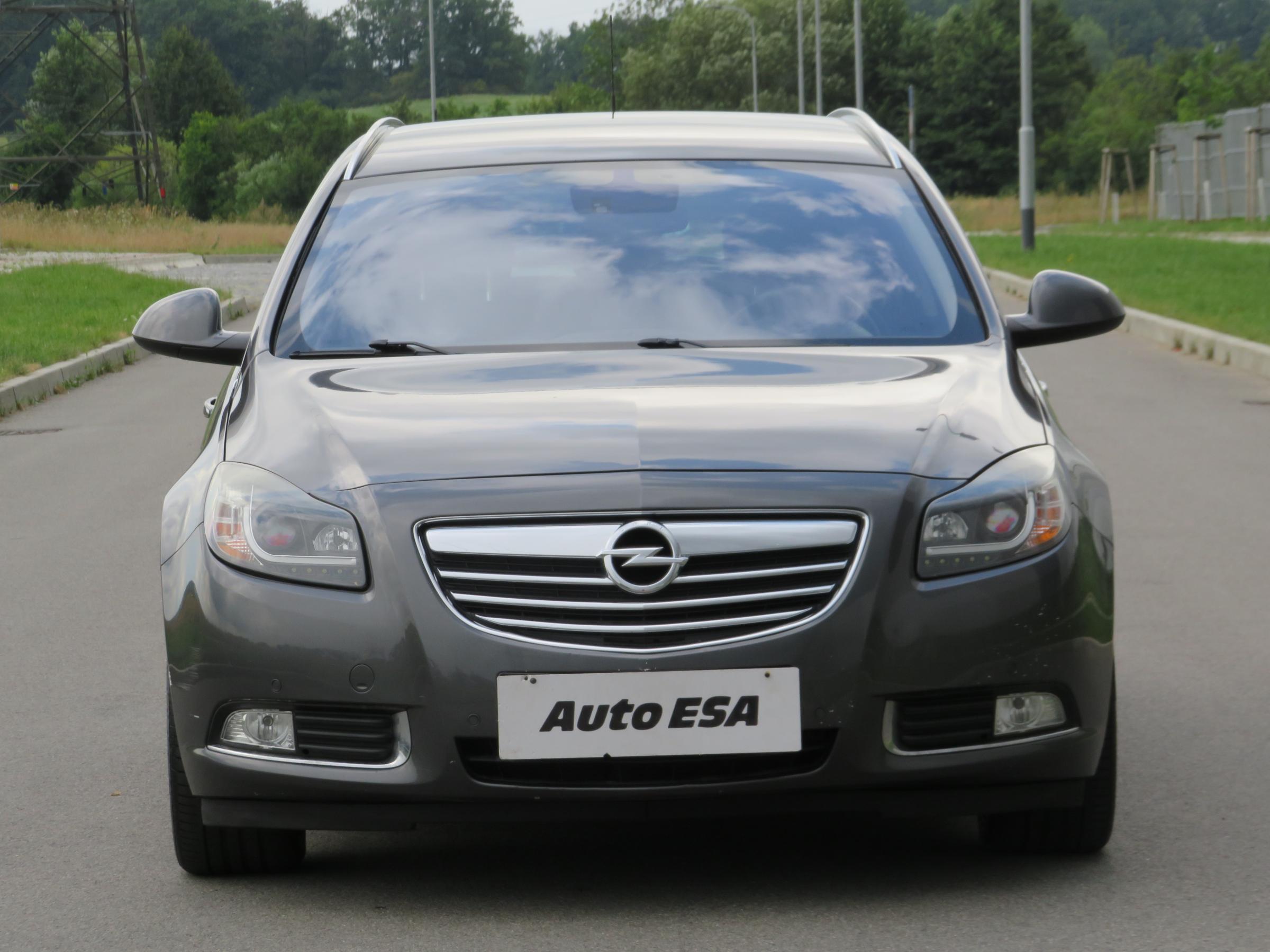 Opel Insignia, 2012 - pohled č. 2