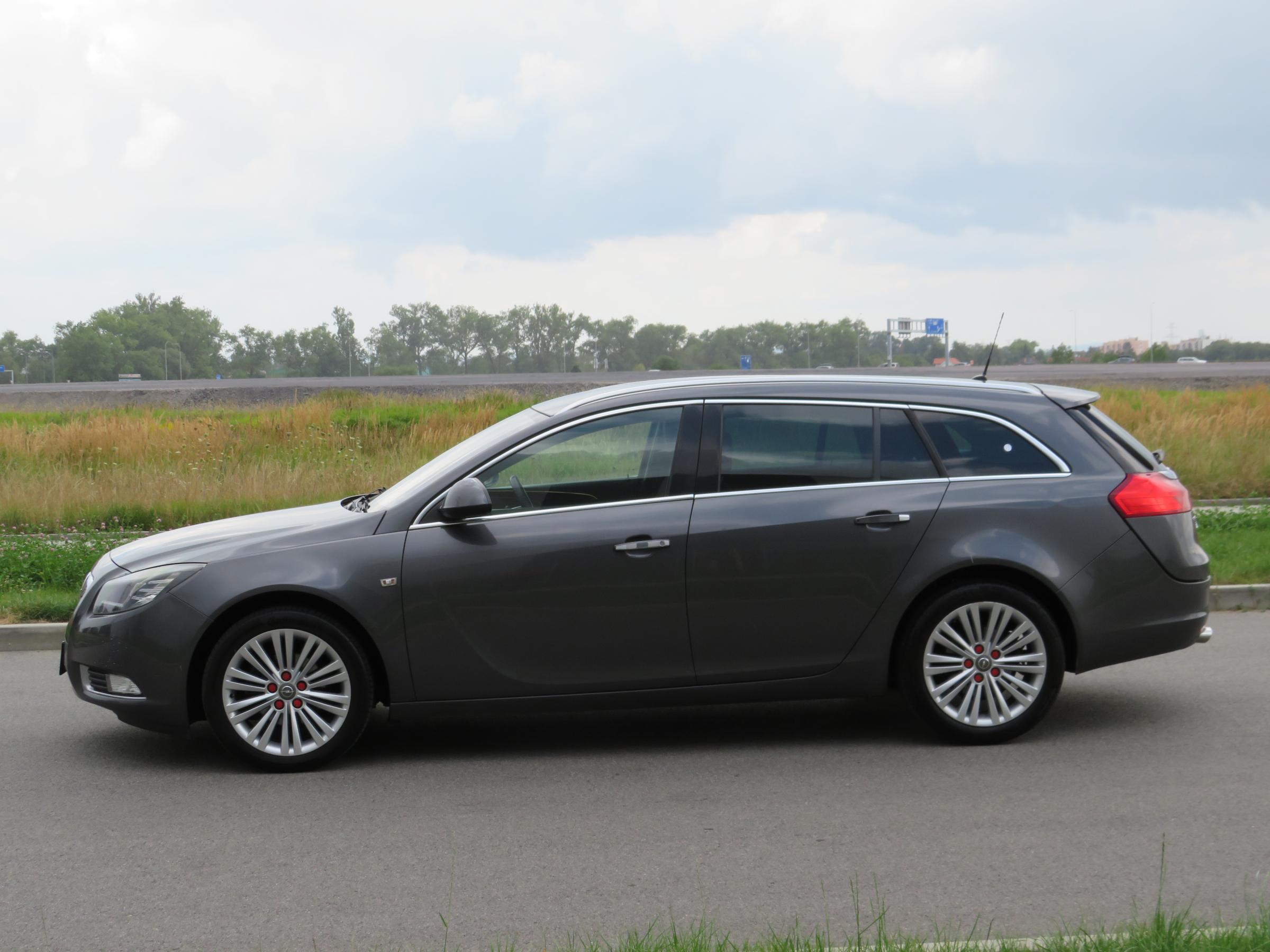 Opel Insignia, 2012 - pohled č. 8