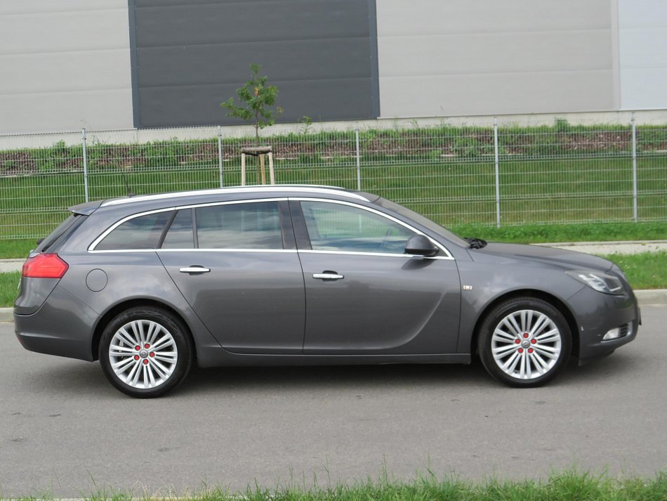 Opel Insignia 2.0CDTi 