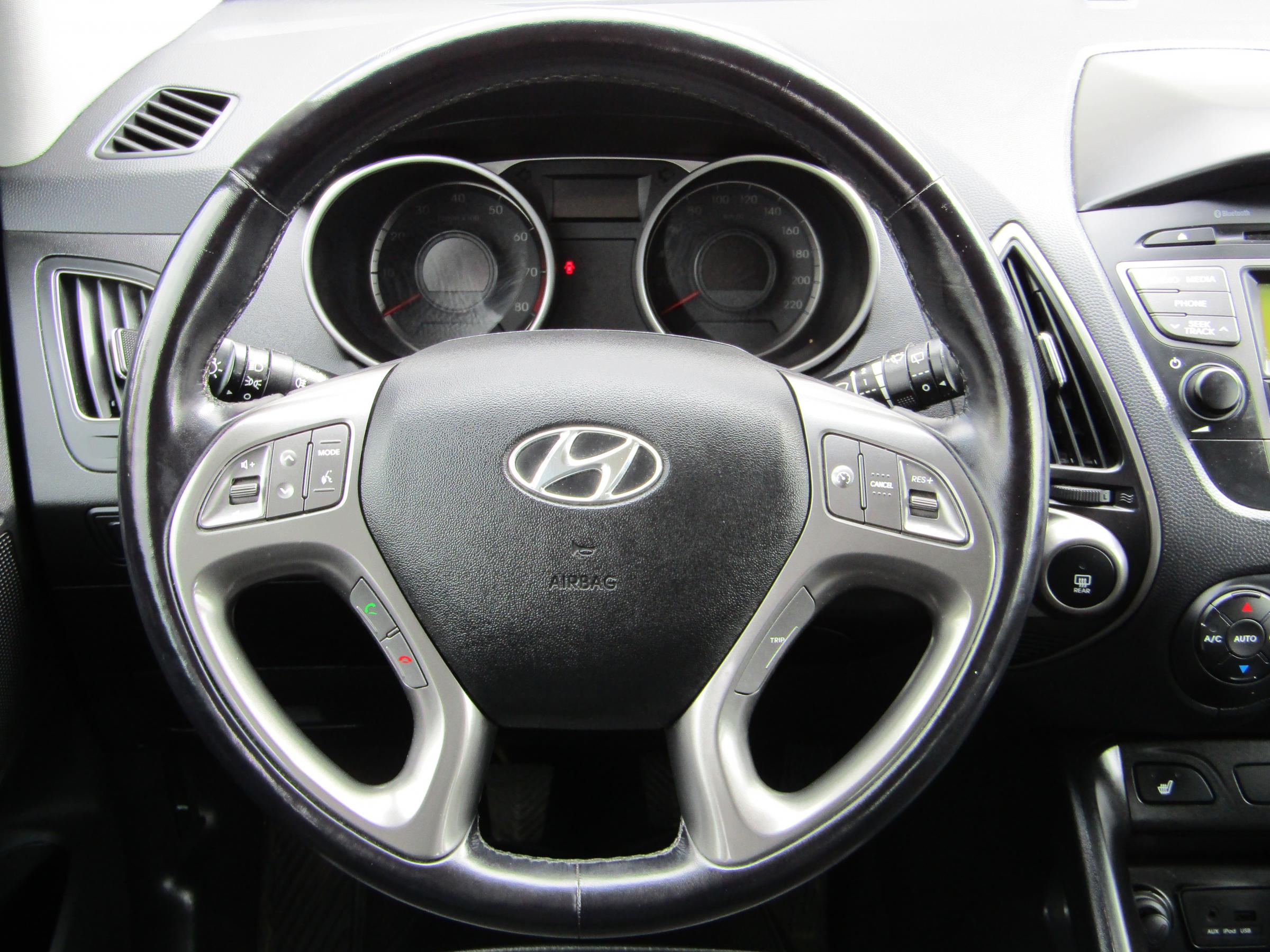 Hyundai ix35, 2013 - pohled č. 12