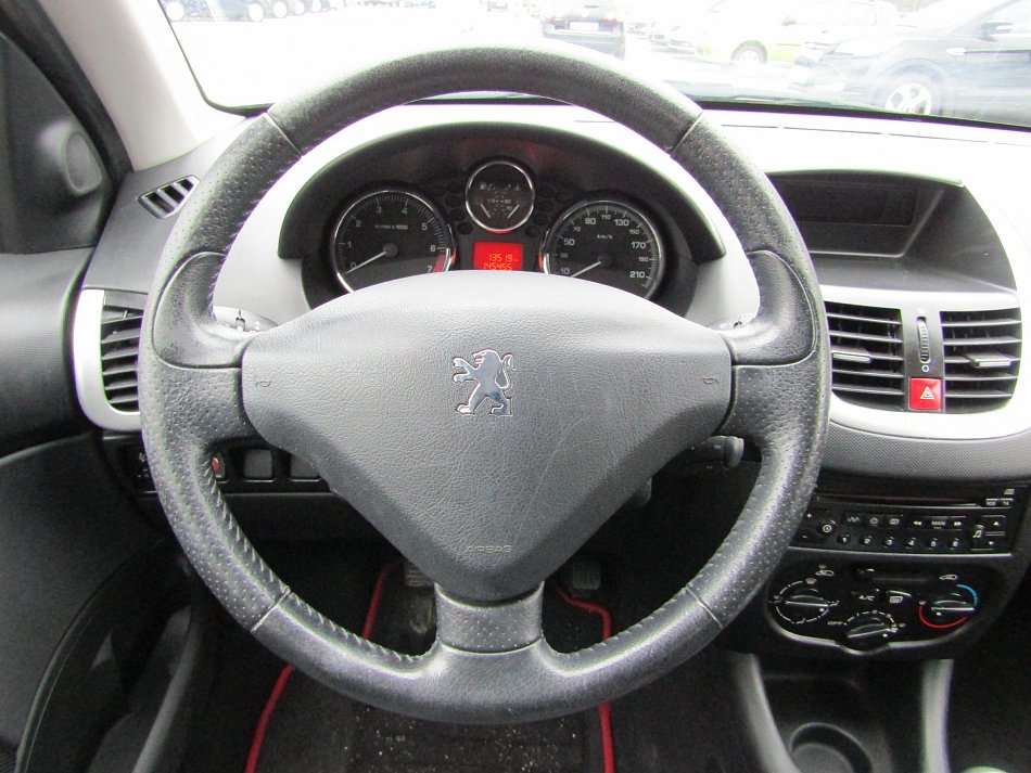 Peugeot 206 1.4i  206+