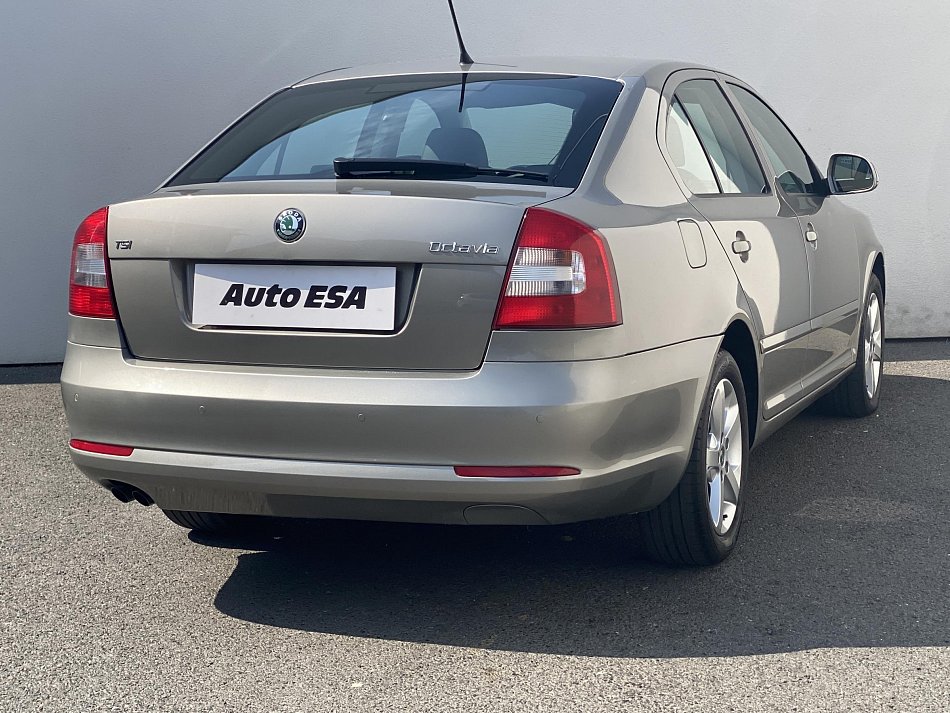 Škoda Octavia II 1.4 TSi Elegance