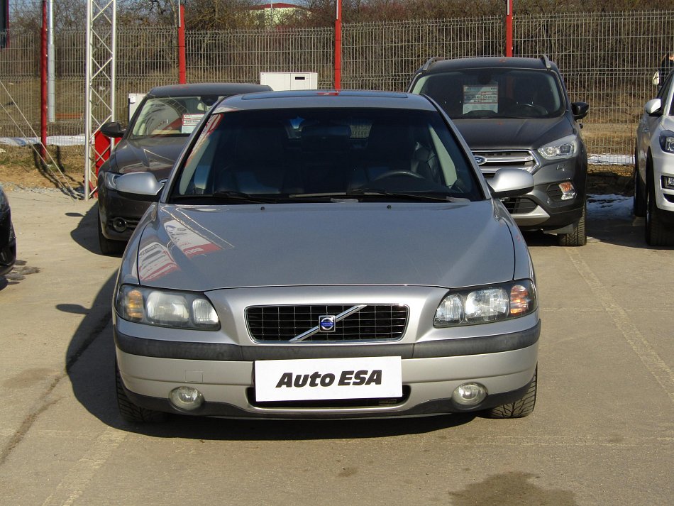 Volvo S60 2.4i 