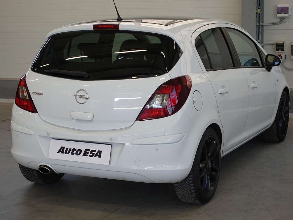 Opel Corsa 1.4i 