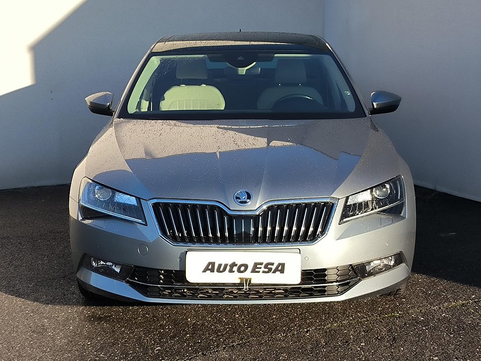 Škoda Superb III 2.0 TSI 