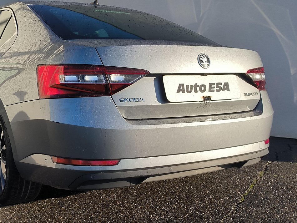 Škoda Superb III 2.0 TSI 