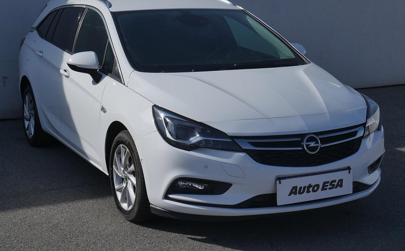 Opel Astra 1.6 CDTi Innovation