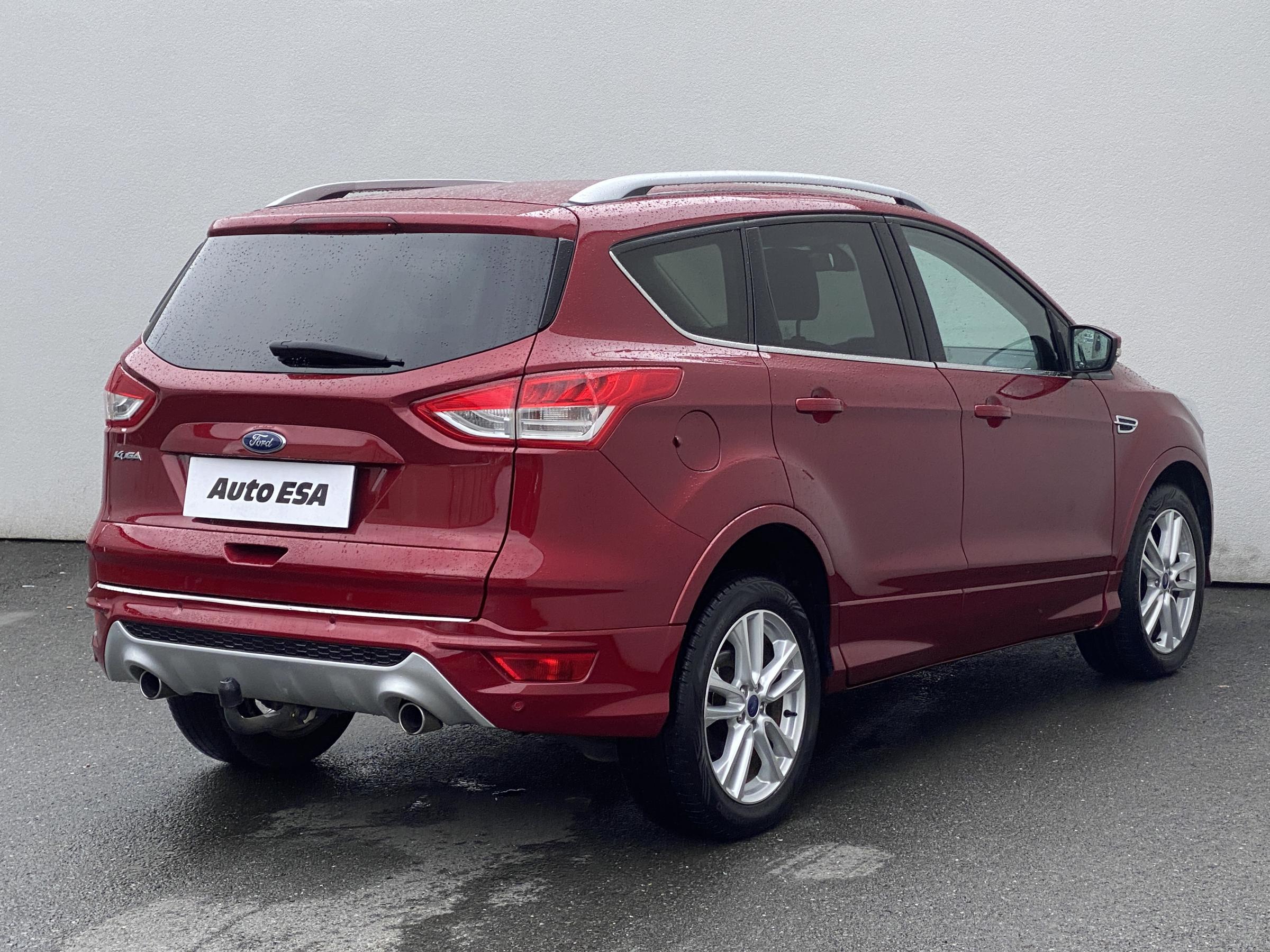 Ford Kuga, 2015 - pohled č. 4