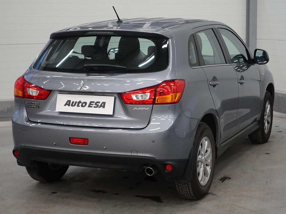 Mitsubishi ASX 1.6 i 