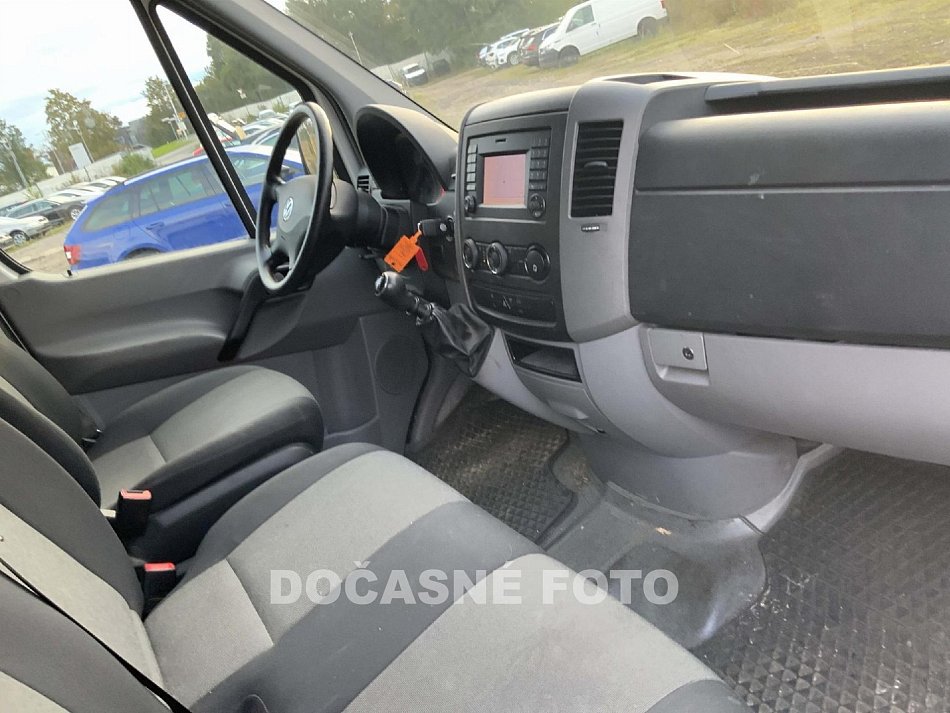 Volkswagen Crafter 2.0TDi  L3H2