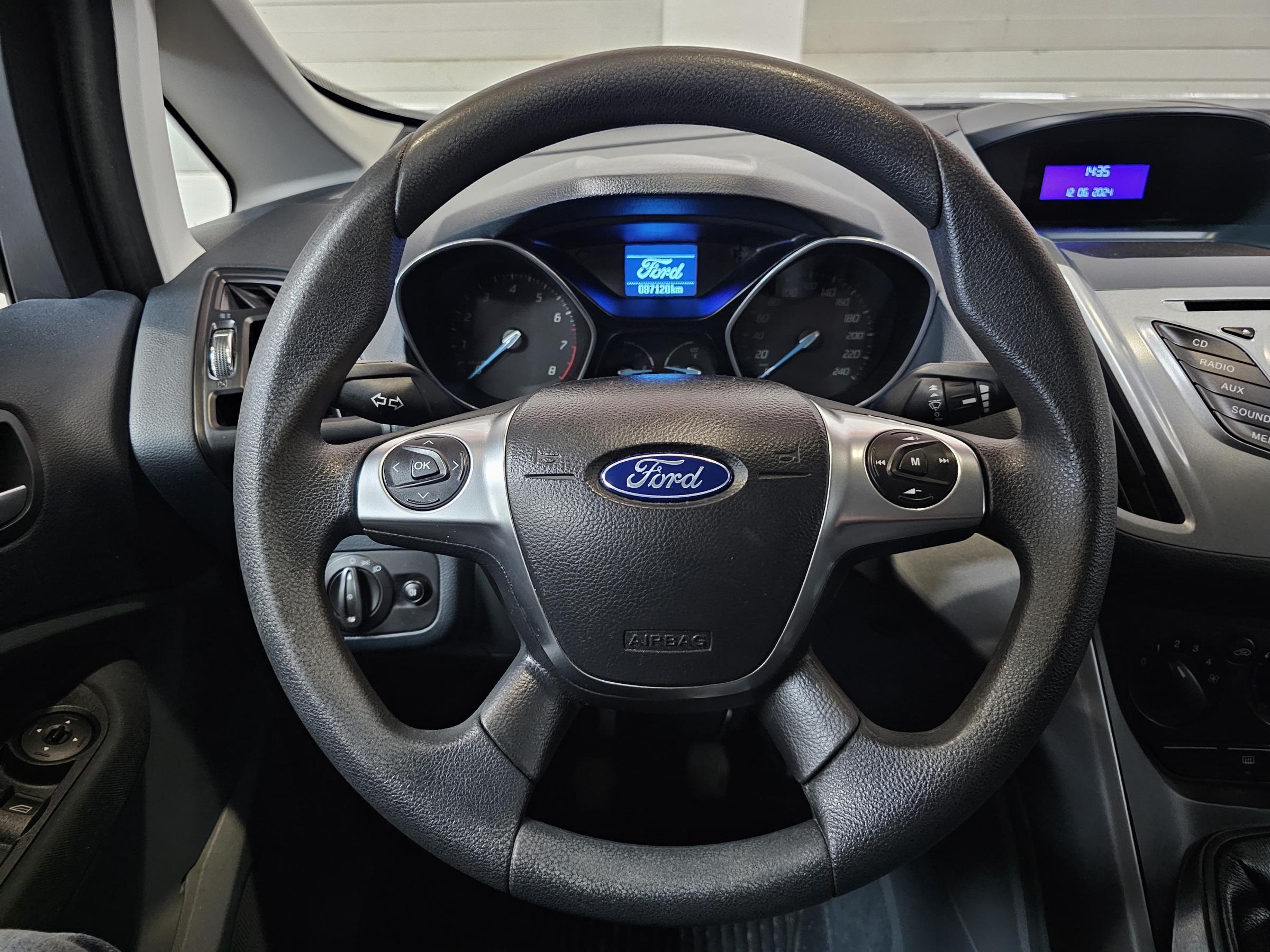 Ford C-MAX, 2012 - pohled č. 16