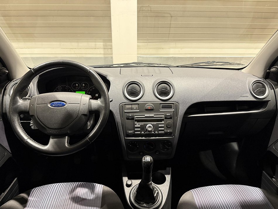 Ford Fusion 1.4i 