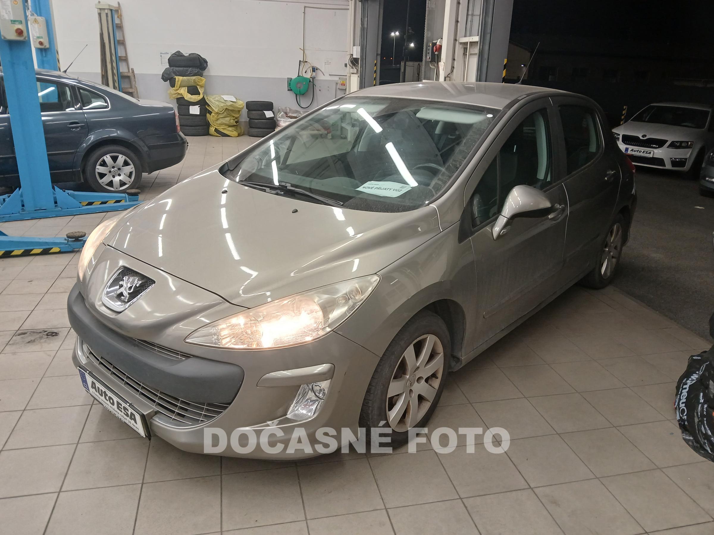 Peugeot 308, 2009