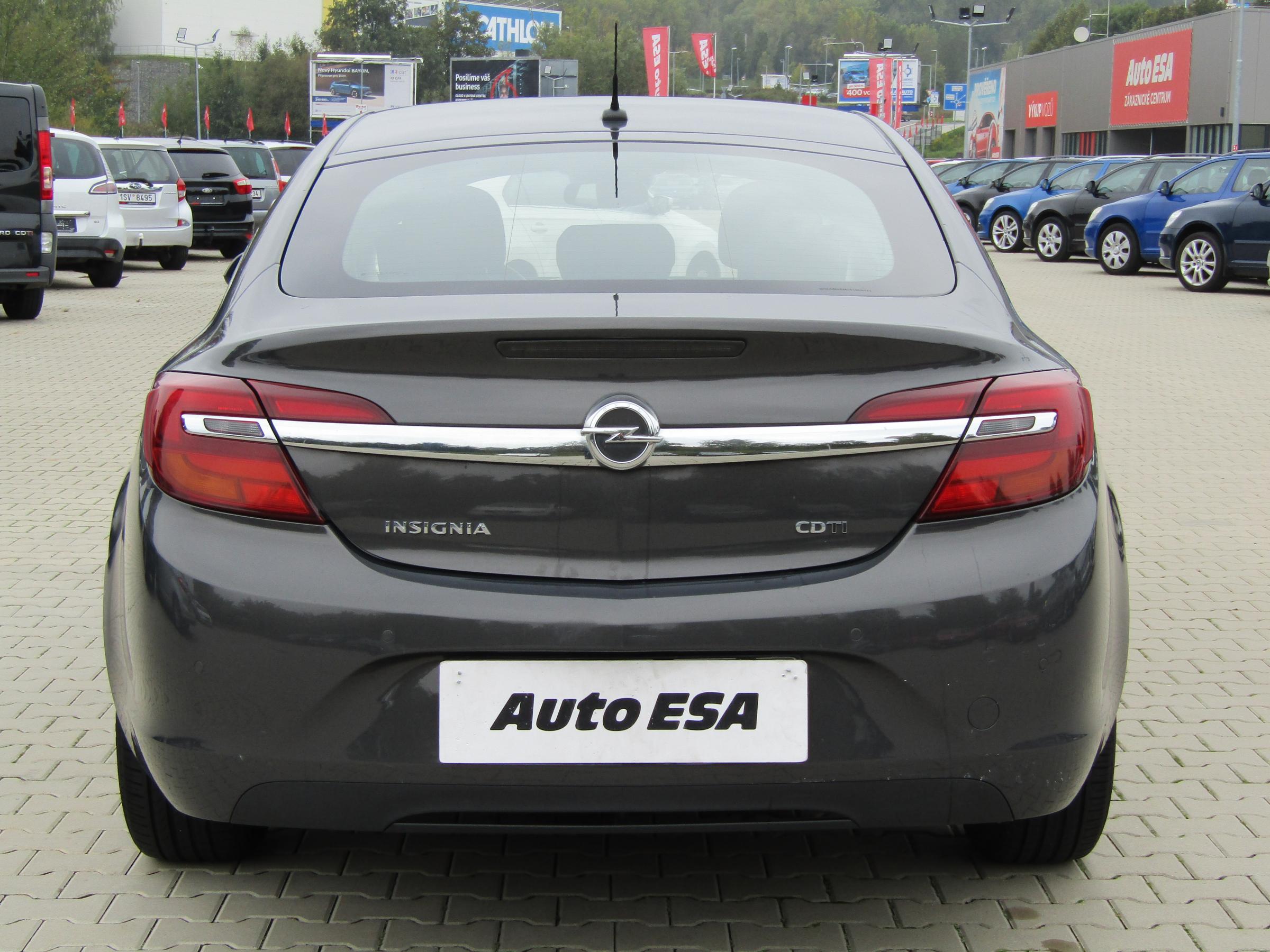 Opel Insignia, 2014 - pohled č. 5