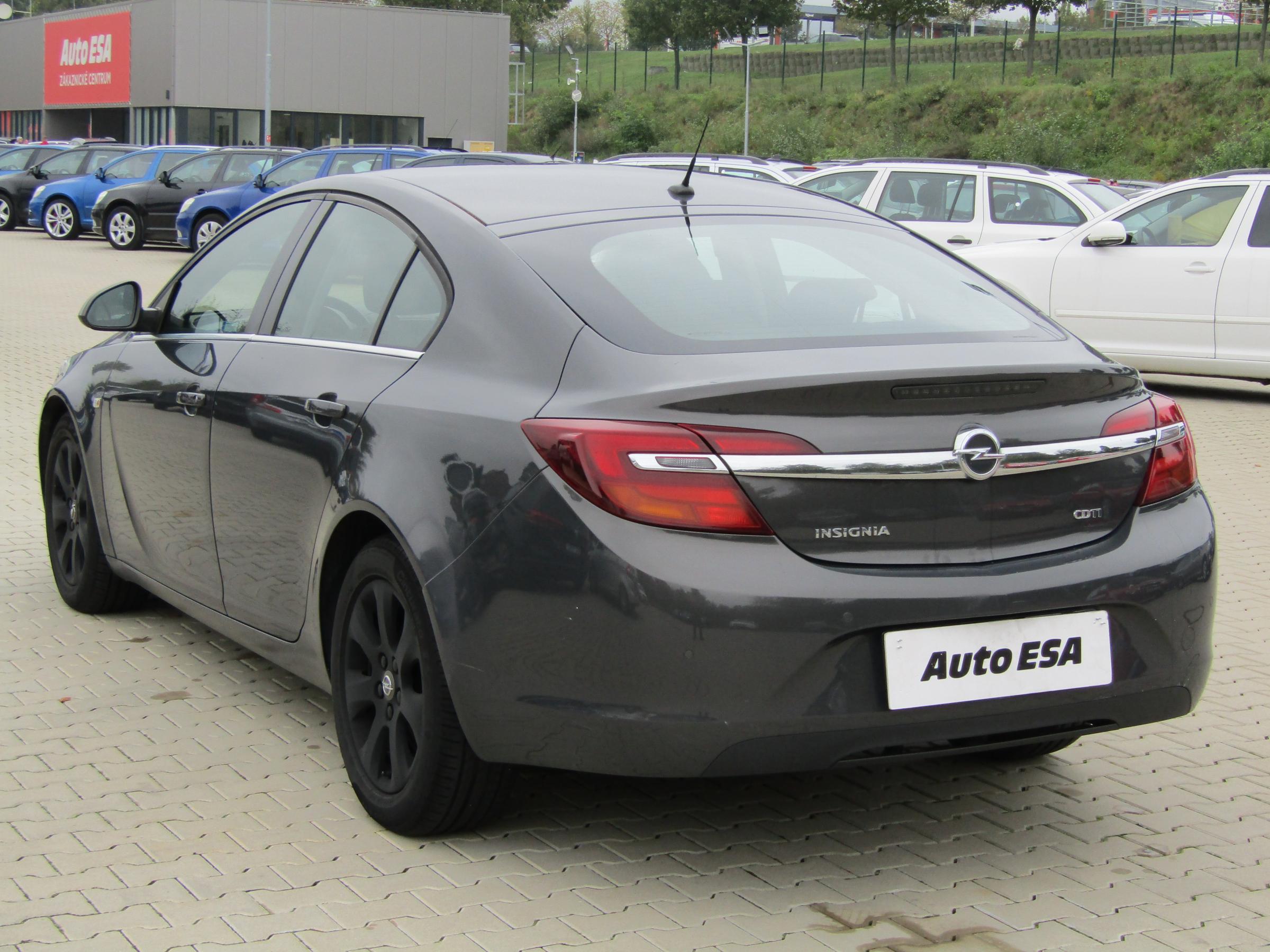 Opel Insignia, 2014 - pohled č. 6