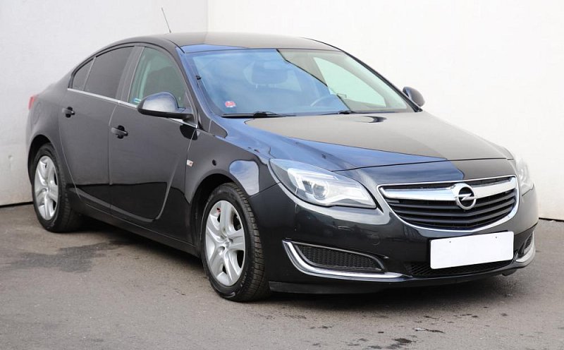 Opel Insignia 2.0d 