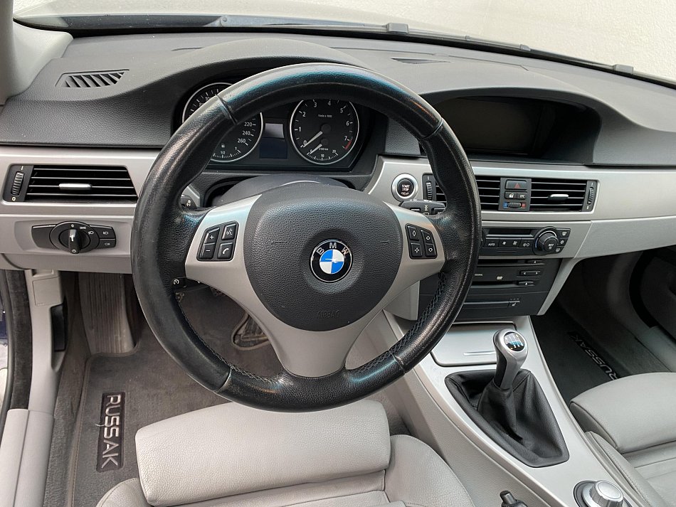 BMW Řada 3 2.5i  325i