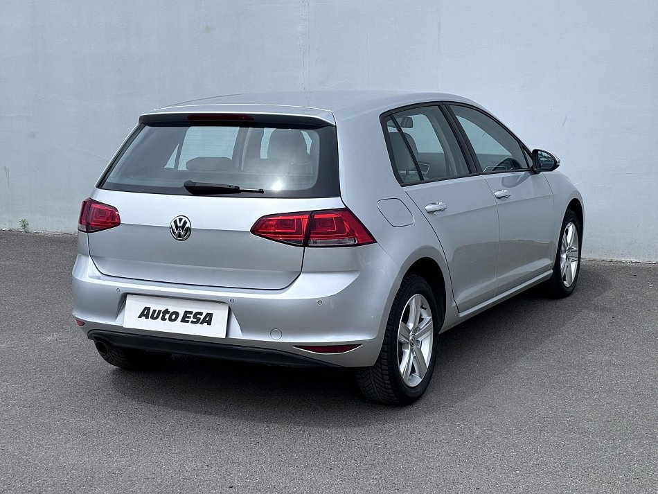 Volkswagen Golf 1.2 TSi Comfortline VII