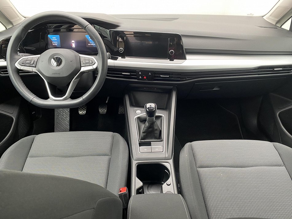 Volkswagen Golf 1.0 TSI 