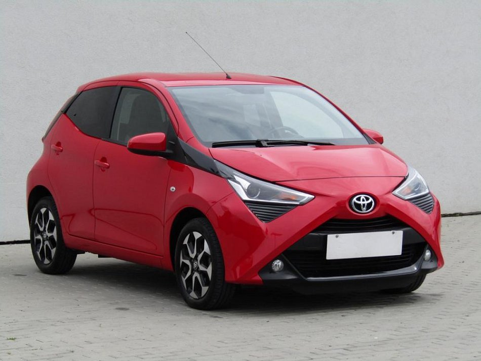 Toyota Aygo 1.0i 