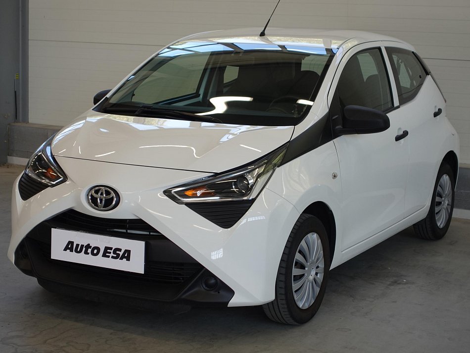 Toyota Aygo 1.0i 