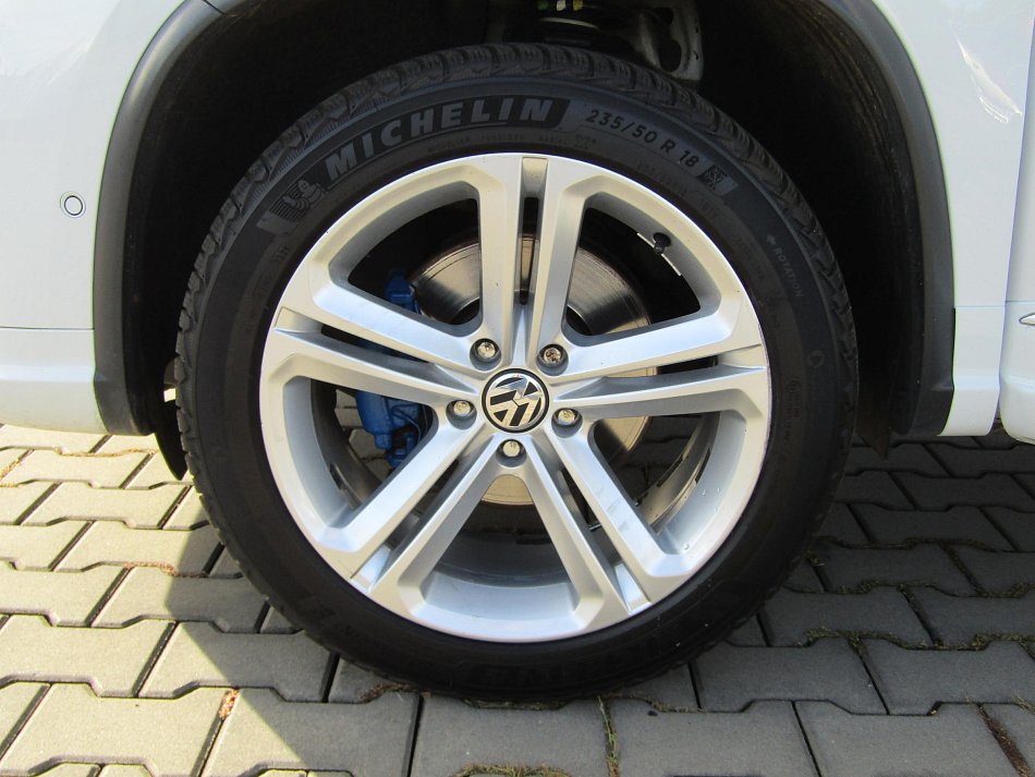 Volkswagen Tiguan 2.0 TDi R-Line 4 MOTION