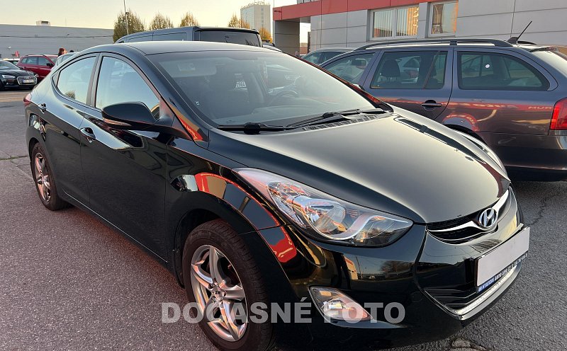 Hyundai Elantra 1.6i 