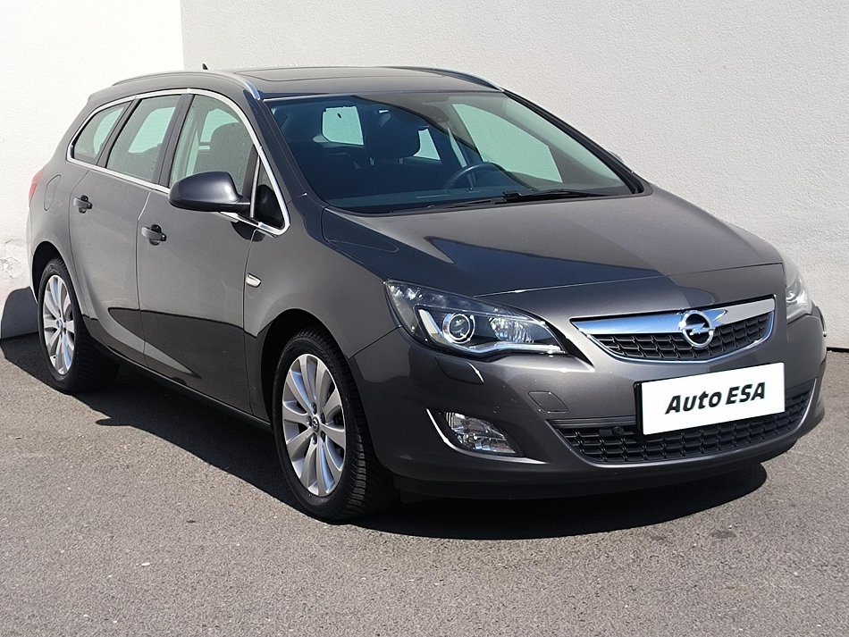 Opel Astra 1.4T Sport