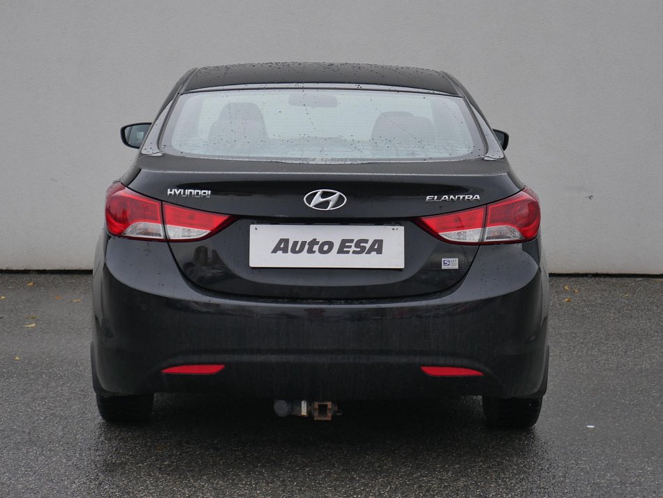 Hyundai Elantra 1.6i 