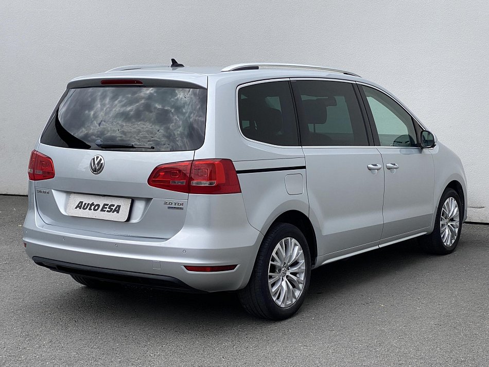 Volkswagen Sharan 2.0 TDi Highline 7 míst