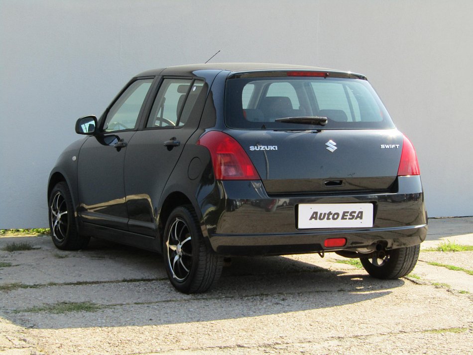 Suzuki Swift 1.3i 